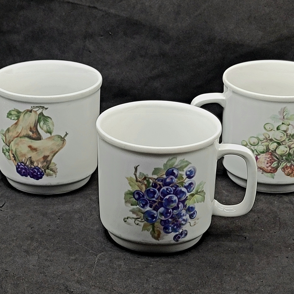 Set Of 3 Vintage Kahla East Germany GDR Porcelain Mugs Fruit Motif